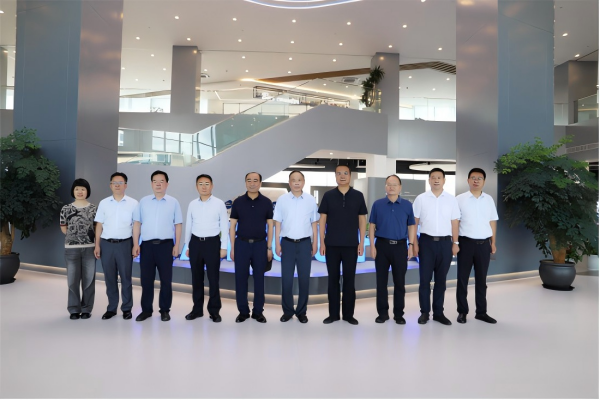 宝鸡市委书记杨广亭调研db真人旗舰